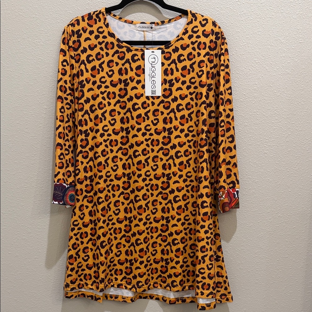 New with tags Nuggles top, leopard print with floral cuffs, size XL